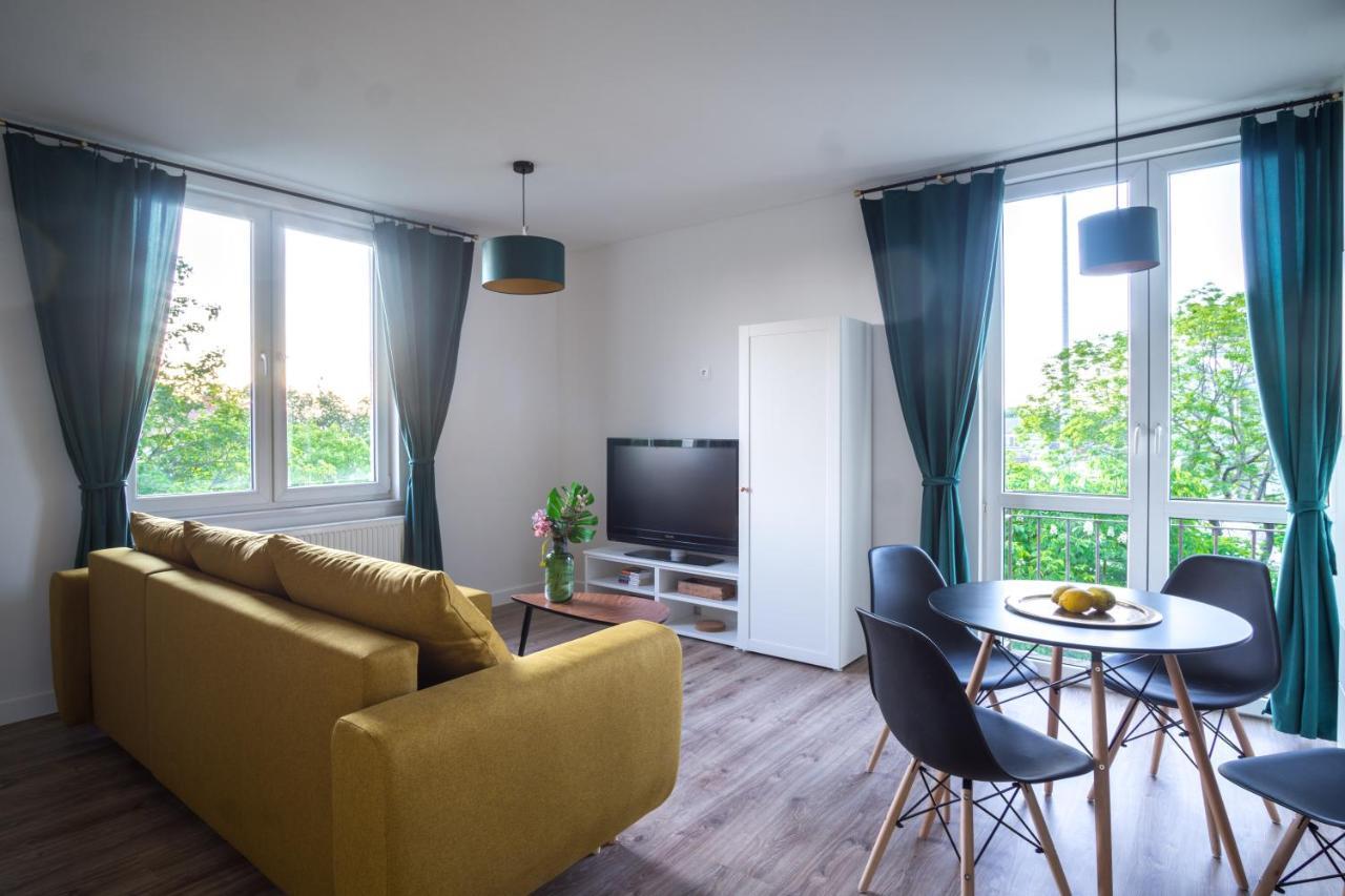 Roomsy Oliwska Gdansk Luaran gambar